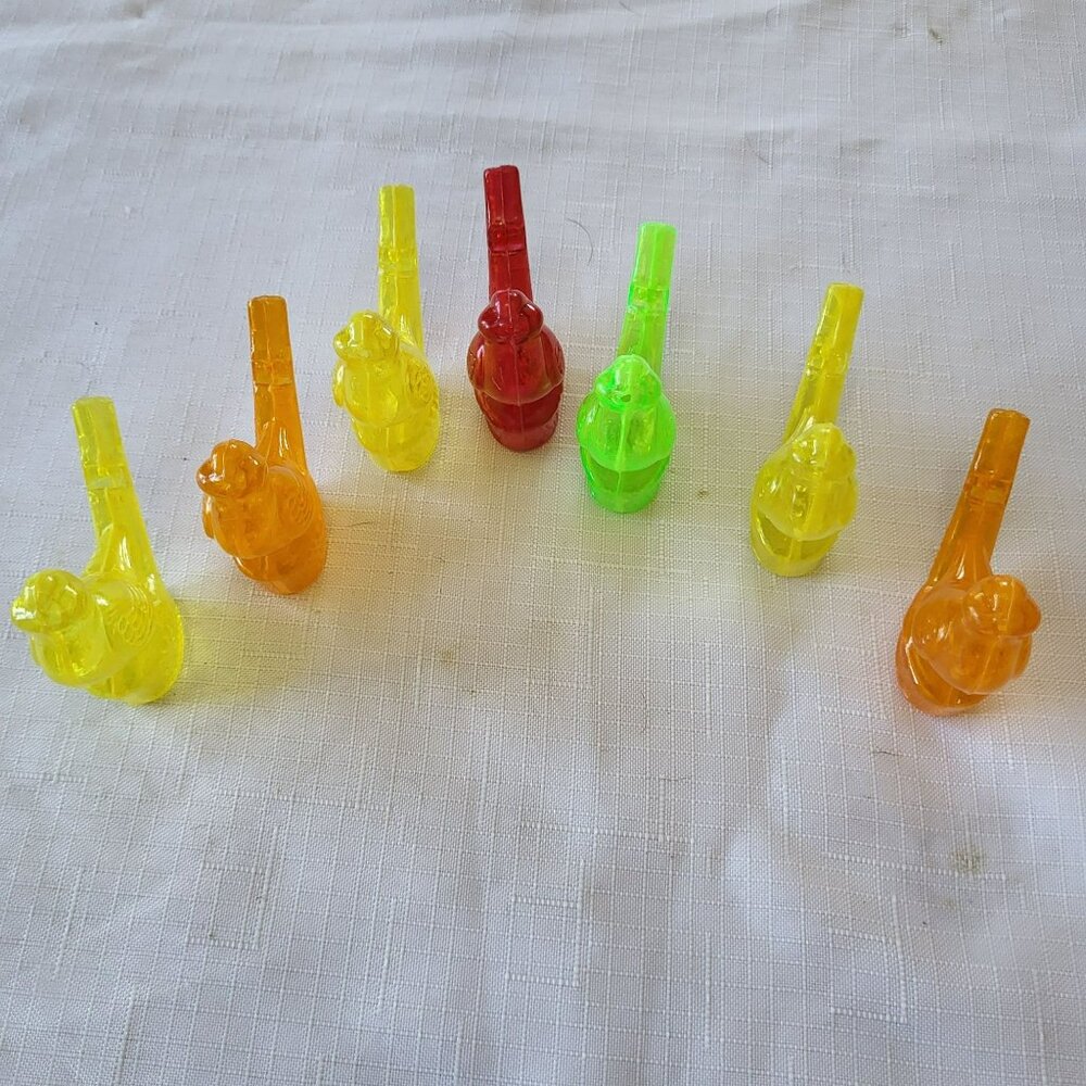 Set Of 7 Vintage Plastic Bird Whistles In Bright Yellow Red Orange & Green